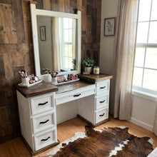 Load image into Gallery viewer, Countryside Vanity