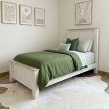 Load image into Gallery viewer, Hailey Twin Bed