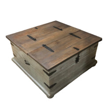 Load image into Gallery viewer, Ruidoso Trunk Coffee Table Set
