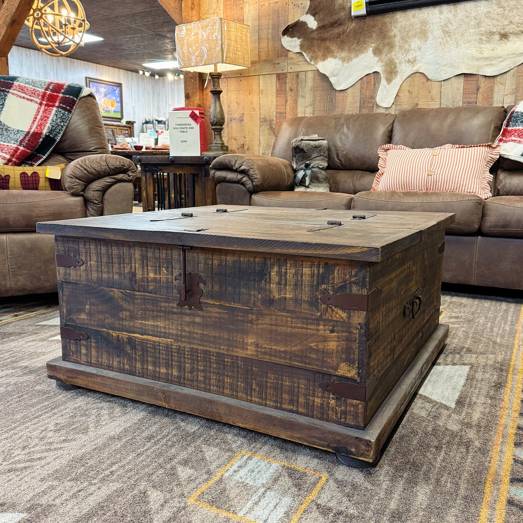 Canyon Trunk Coffee Table Set