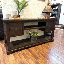 Load image into Gallery viewer, Catalina Console
