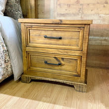 Load image into Gallery viewer, Sundance Bedroom Set
