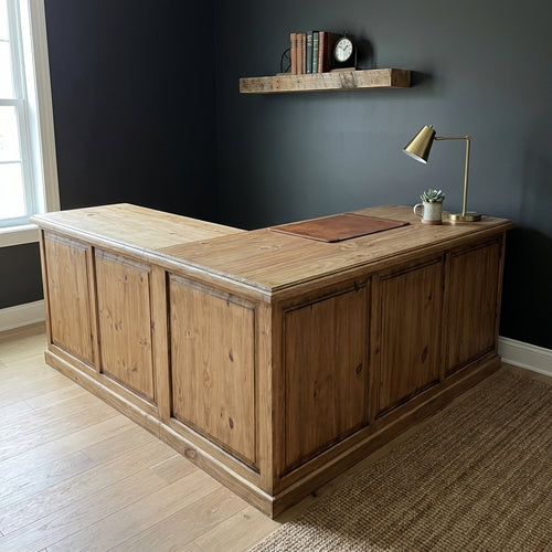 Rustic Desks: Writing, Computer & Executive Styles – Rustic Furniture Depot