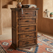 Load image into Gallery viewer, Santa Fe 2.0 Chest
