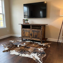 Load image into Gallery viewer, Bonanza 55" TV Stand
