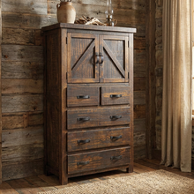 Load image into Gallery viewer, Ranch Chest
