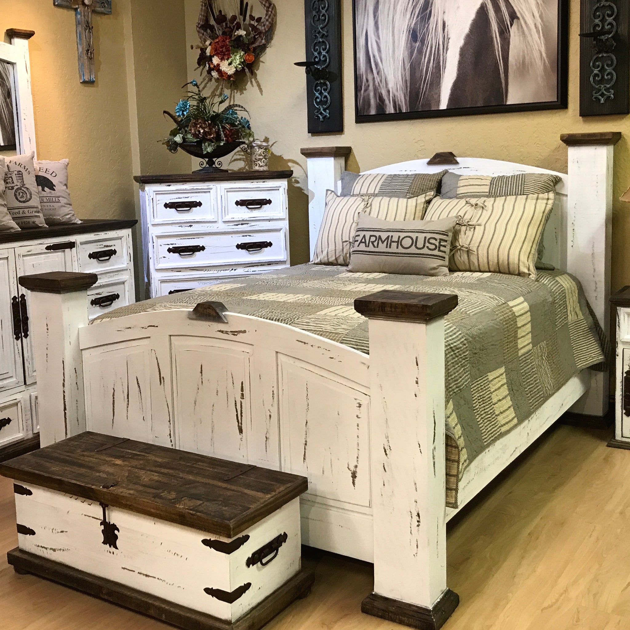 Gatlinburg Bedroom Set Gatlinburg Bedroom Set